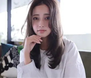 ロング ぱつっとボブ/ 小野あかねのヘアスタイル