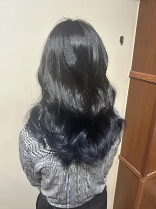 ロング カラー RINA .のヘアスタイル