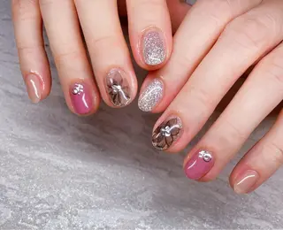 ネイル R inのネイルデザイン