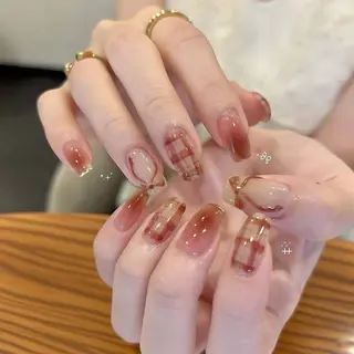 ネイル Hina ネイルサロンのネイルデザイン