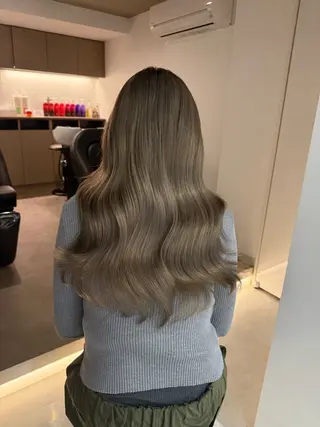 ロング カラー 🎀透明感× 赤み消し🎀正源のヘアスタイル