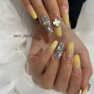 ネイル 永山 芽生子のネイルデザイン