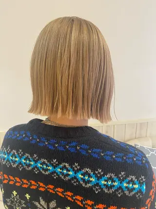 ミディアム 宮内 真乃のヘアスタイル
