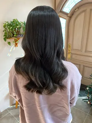セミロング カラー mayu .のヘアスタイル