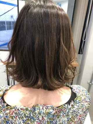 ミディアム Noyヨシモト ヒロトのヘアスタイル