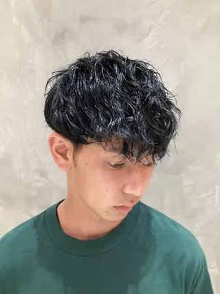 ショート パーマ メンズ 波巻きスパイラルパー マ/シャドウパーマ駿のヘアスタイル