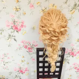 ロング ヘアアレンジ 菊池 栄里奈のヘアスタイル