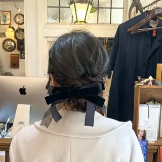 セミロング ヘアアレンジ BRITS 渡辺 菜々子のヘアスタイル