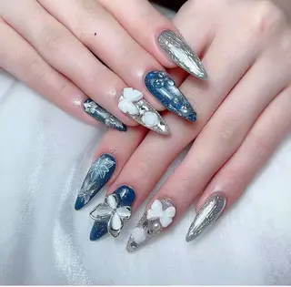 ネイル 🎀Ｍ nails✨ ビューティーのネイルデザイン