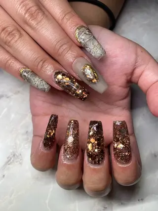 ネイル nes.nail★ AYANOのネイルデザイン
