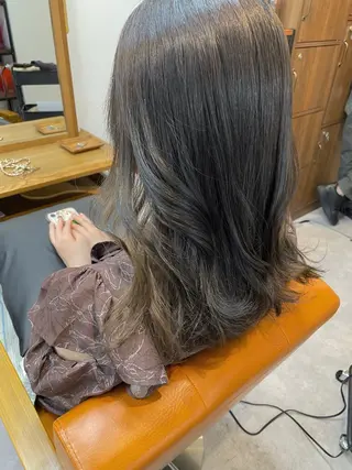 セミロング 石川 理恵のヘアスタイル