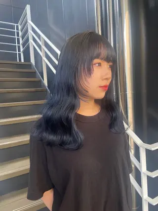 セミロング カラー ヘアアレンジ 青髪特化🩵 ダブルカラーのヘアスタイル