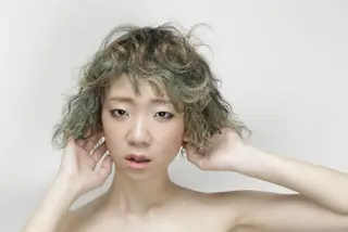 ショート カラー パーマ 癖毛、多毛の方歓迎 三浦　麻衣のヘアスタイル