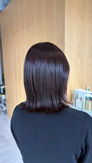 ミディアム 井山 葵のヘアスタイル