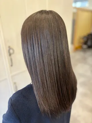 セミロング 🕯THETA坂戸 山川🕯のヘアスタイル