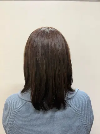 ミディアム 艶カラー🕊️ ✴︎Yukari✴︎のヘアスタイル