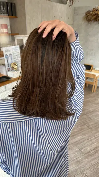ミディアム chounico.所属・柳屋 美遥のヘアスタイル