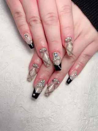 ネイル M🌷nail 長さだし専門店のネイルデザイン