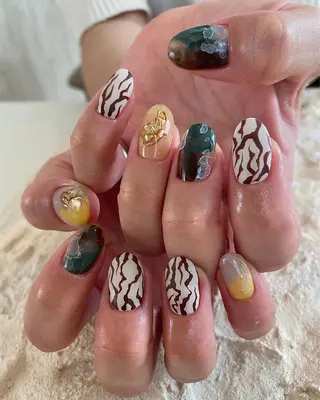 ネイル and M. nailのネイルデザイン