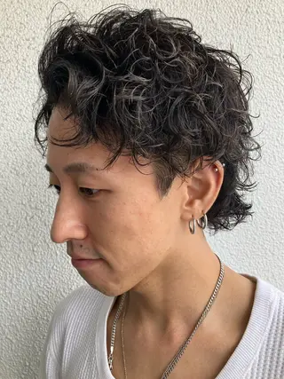 ショート パーマ メンズ To-kai所属・内村 純也のヘアスタイル