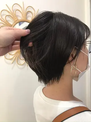 ショート カラー ボブ/ハイトーン REINAのヘアスタイル