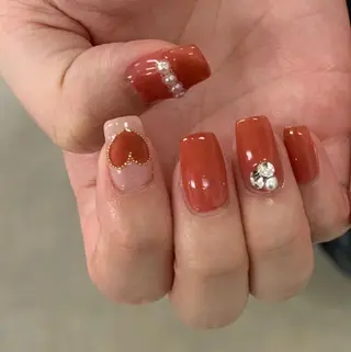 ネイル アトリエ　ミモザ所属・いまむら あかりのネイルデザイン