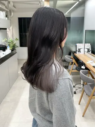 ミディアム カラー noa/ 渋谷のヘアスタイル