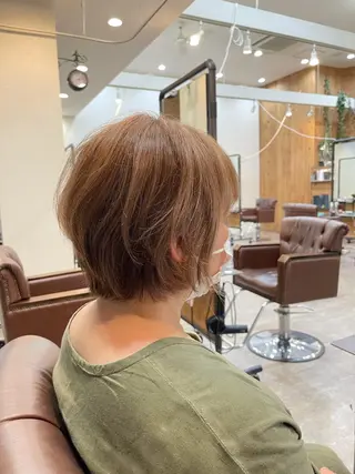 ショート カラー くせ毛カット終着点 カワサキトオル溝の口のヘアスタイル