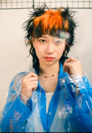 ミディアム カラー ハイトーン/ブリーチ /デザインカラーのヘアスタイル