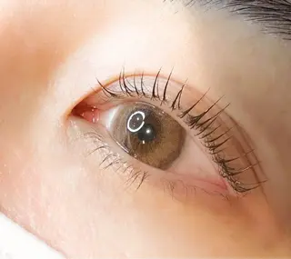 マツエク・マツパ 林 里美のヘアスタイル