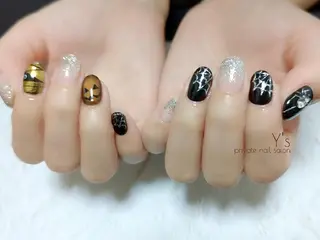 ネイル YUMI NAGAI  のネイルデザイン