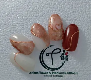 ネイル precious nail room所属・precious nail roomのネイルデザイン