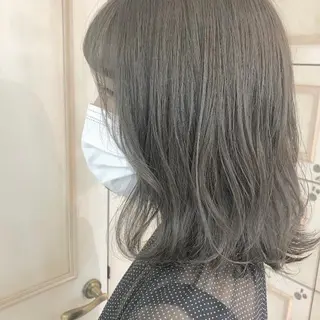 ミディアム カラー TRENCH　相澤 果歩のヘアスタイル