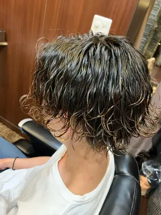 ミディアム パーマ 羽木 隆徒のヘアスタイル