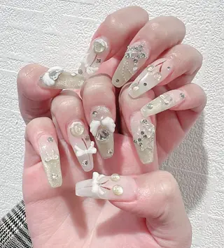 ネイル D-BEAUTY Nailsalonのネイルデザイン