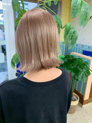 ミディアム yui .のヘアスタイル