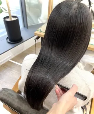 ロング 美髪縮毛矯正🫧 艶カラー/スズカのヘアスタイル