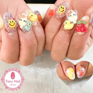 ネイル tiarynail K K🐼のネイルデザイン