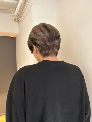 ショート シオカワ ケンショウのヘアスタイル