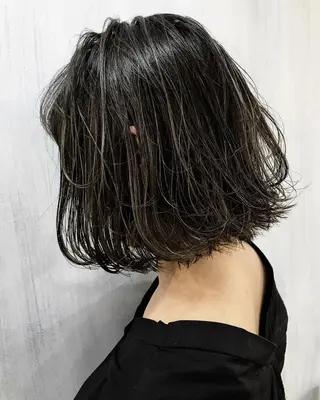 ショート カラー 中塚 義人のヘアスタイル