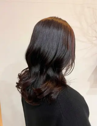 セミロング カラー 松本 華林のヘアスタイル