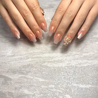ネイル NAIL303 🛼 SHIORIのネイルデザイン