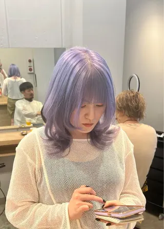 ミディアム カラー ブリーチ毛の縮毛矯正 ハイトーン/岡本智樹のヘアスタイル