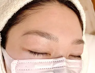 アイブロウ アイブロウリスト AIRIの眉毛・アイブロウイメージ