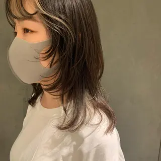 ロング カラー SAKINO. ベージュカラーのヘアスタイル