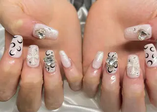 ネイル celica所属・松田 由真のネイルデザイン