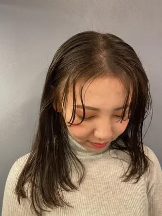 ミディアム カラー 砂原 ひよりのヘアスタイル