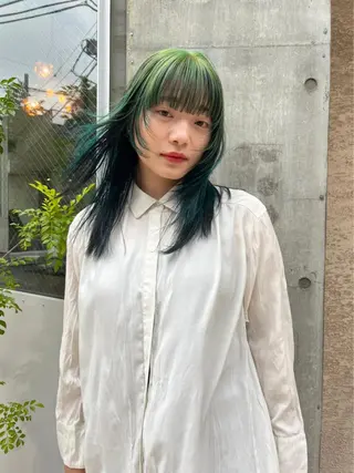 ロング カラー ミルクティーベージュ ブリーチ 店長 清水のヘアスタイル