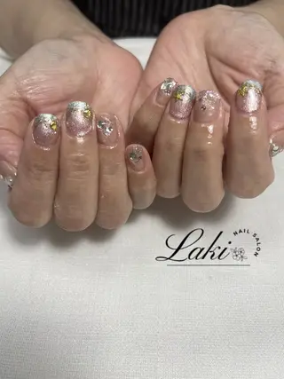 ネイル Laki nailのネイルデザイン