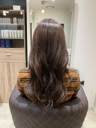 ロング カラー 黒田 愛梨のヘアスタイル